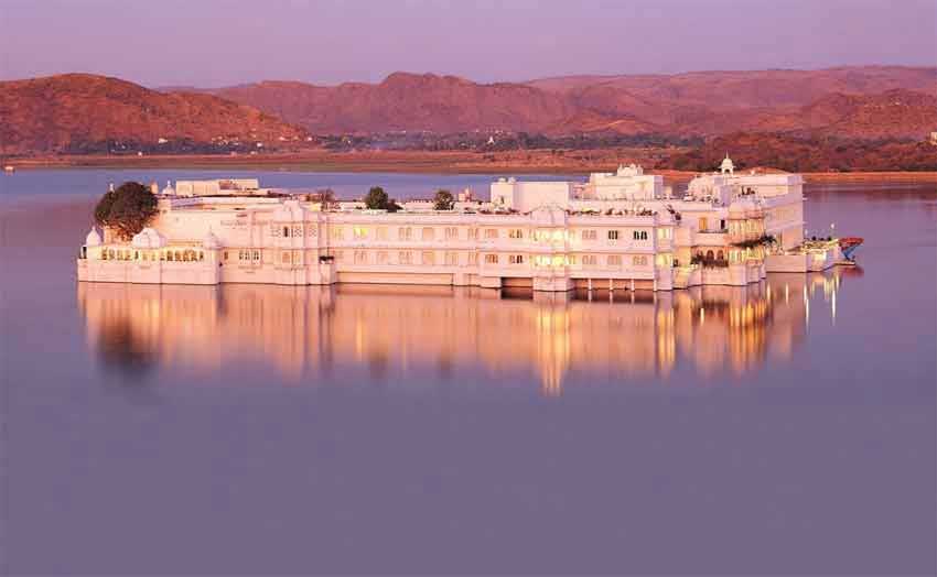 Luxury Golden Triangle Tour with Udaipur & Jodhpur